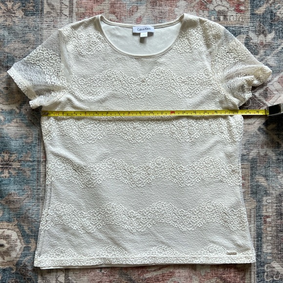 Calvin Klein lace t Shirt - white/cream - great preloved condition - Picture 6 of 7